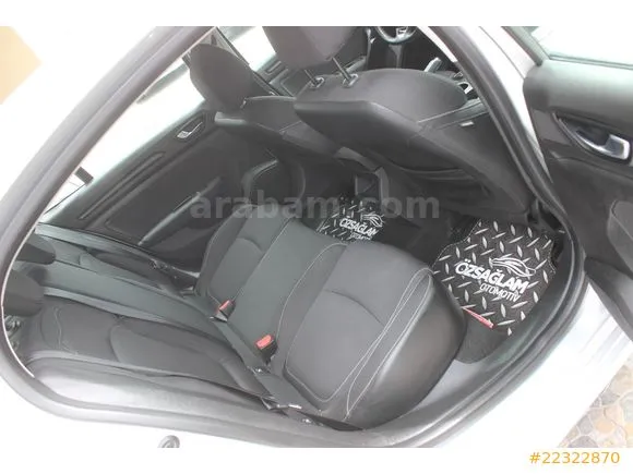 Renault Megane 1.5 dCi Touch Image 8
